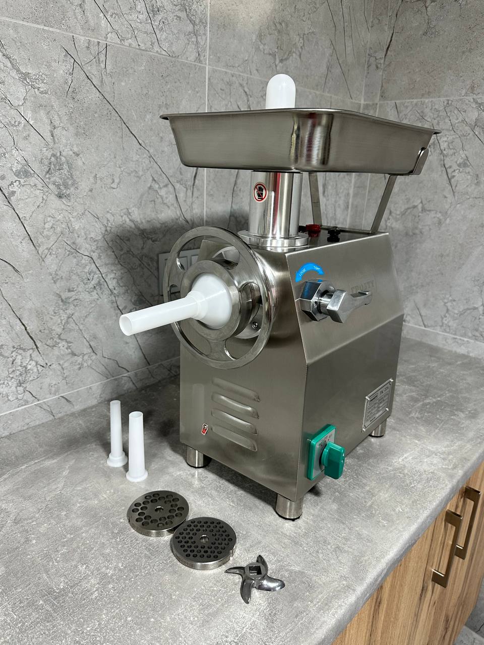 Мясорубка Frosty TK-22
